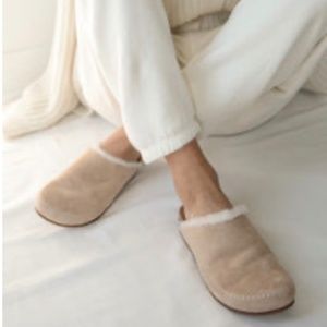 Jenni Kayne Shearling-Lined Moc Clog "Natural" Size 37